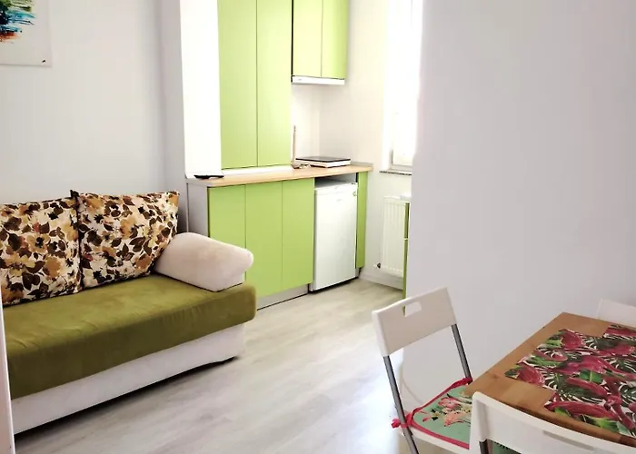 アパート Garsoniera Olivia - Amarilia ナボダリ