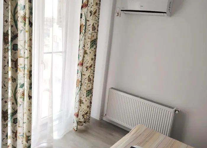 Garsoniera Olivia - Amarilia ナボダリ