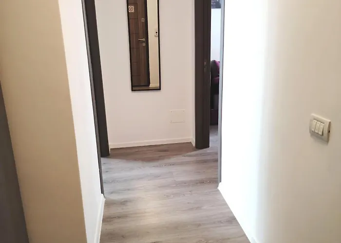 Garsoniera Olivia - Amarilia アパート ナボダリ